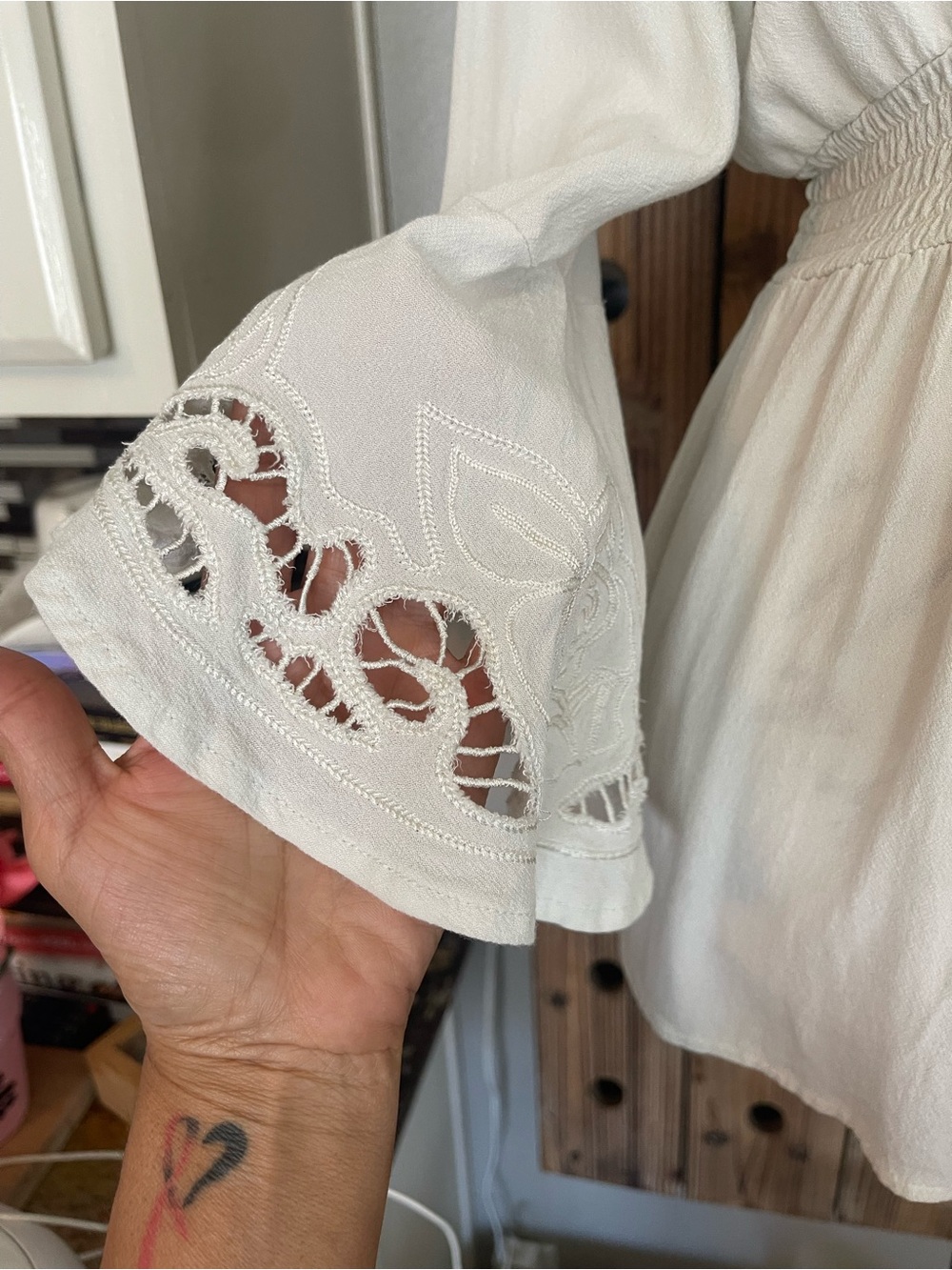 Idyllwind Ivory Lace-Trim Buttoned Peasant Blouse - Picture 6 of 8